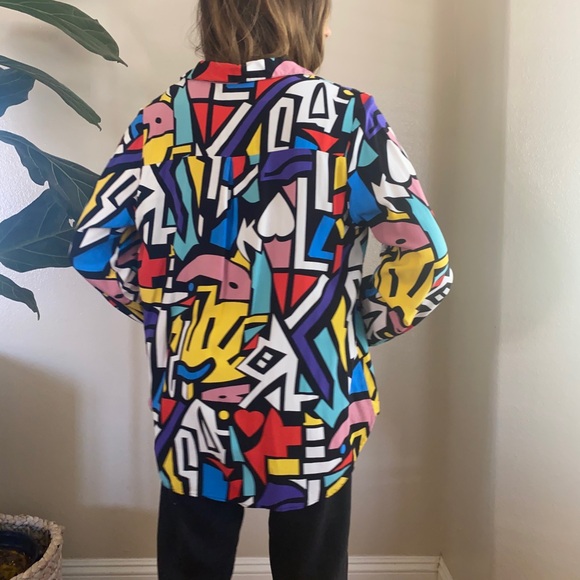 Vibrant abstract button down blouse - Picture 4 of 4